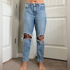 American Eagle Mom Jeans